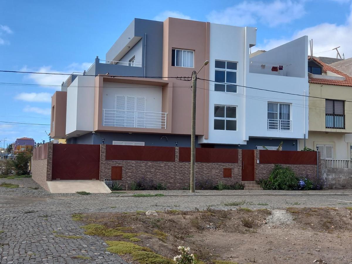 Nifa House Hotel Espargos Exterior photo